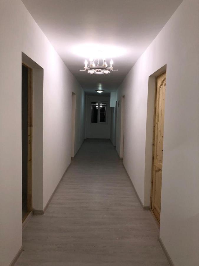 Hotel Гостевой Двор Дамира Pizunda Exterior foto